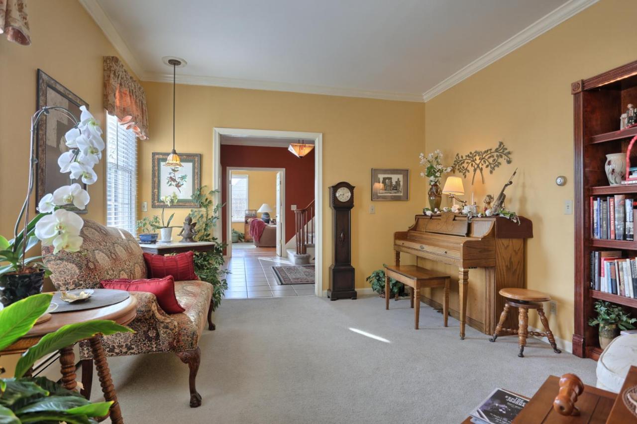 Annville Inn Bed & Breakfast 외부 사진